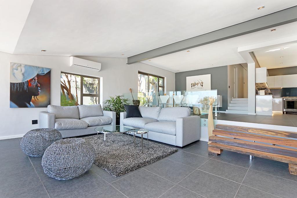 Valtameri By Totalstay Camps Bay Eksteriør billede